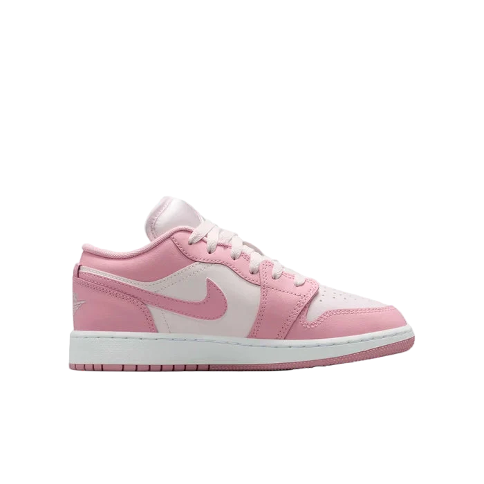 Junior Air Jordan 1 Low Shoe