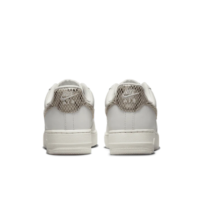 Womens Air Force 1 Shoe