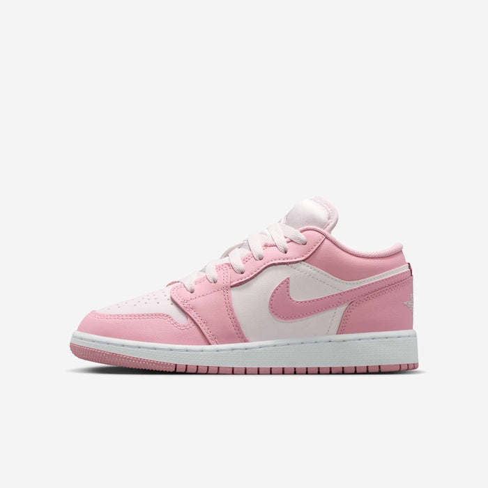 Junior Air Jordan 1 Low Shoe