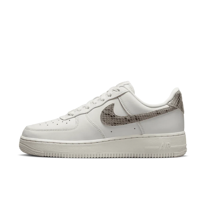 Womens Air Force 1 Shoe