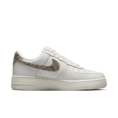 Womens Air Force 1 Shoe