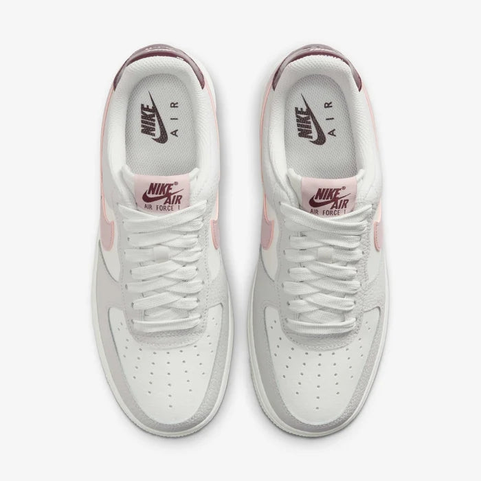 Womens Air Force 1 07 SE Shoe