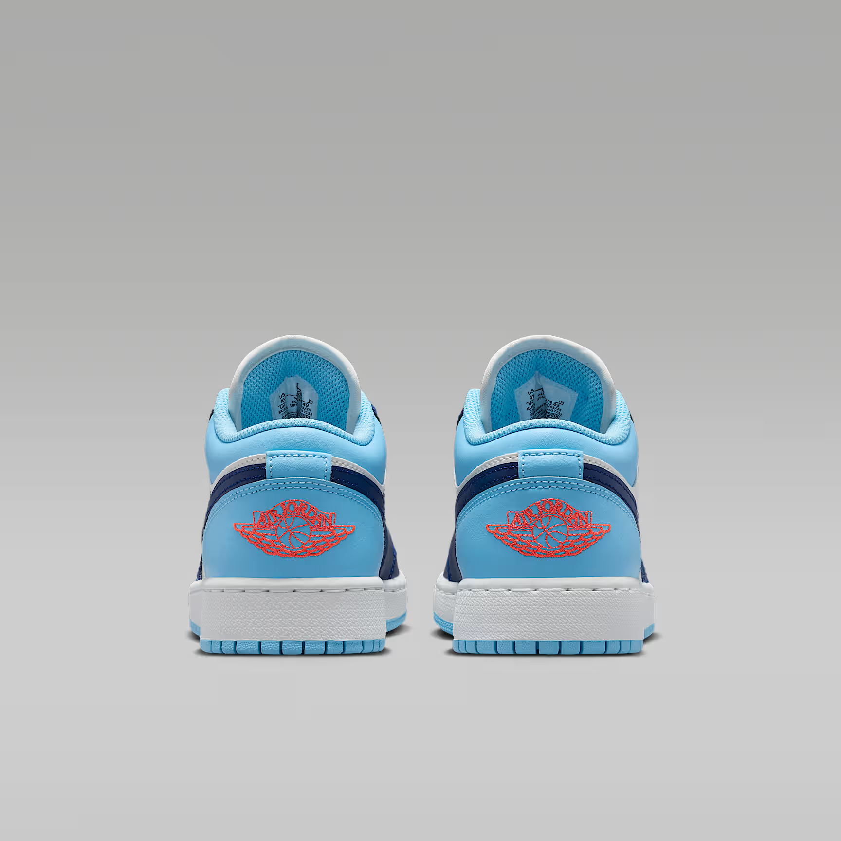 Junior Air Jordan 1 Low Shoe