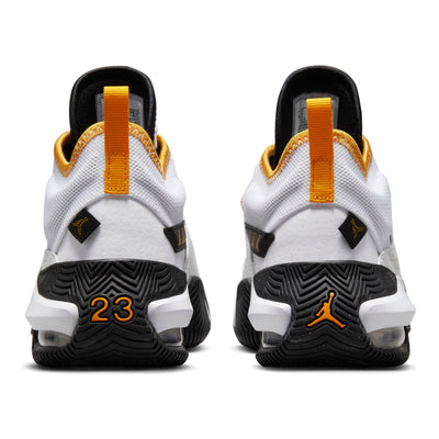 Junior Stay Loyal 2 basketball Shoe