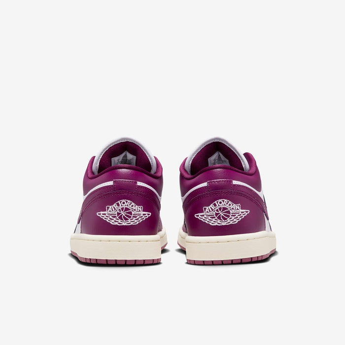 Womens Air Jordan 1 Low Shoe