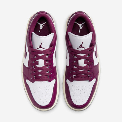 Womens Air Jordan 1 Low Shoe