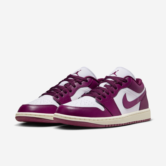 Womens Air Jordan 1 Low Shoe