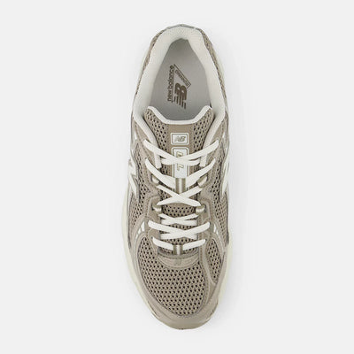 Womens 740 Shoe