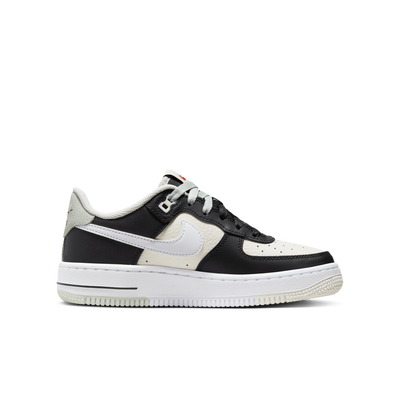 Junior Air Force 1 LV8 Shoe