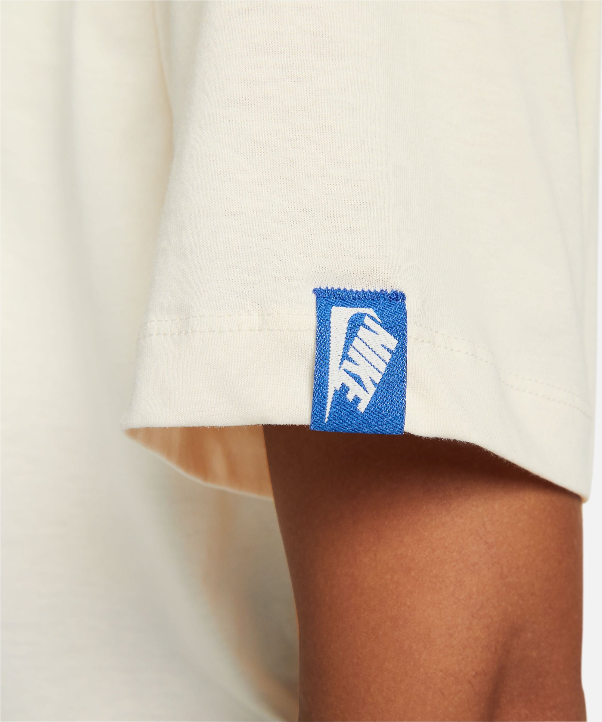 Womens Graphic Logo Short Sleeve T-Shirt