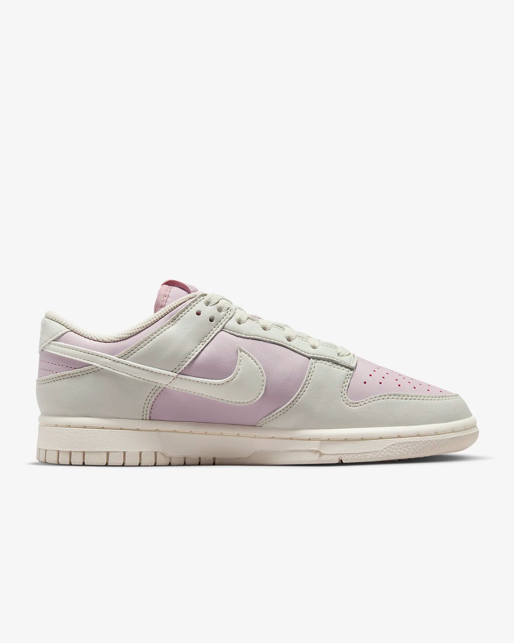 Womens Dunk Low Next Nature Shoe