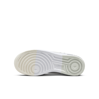 Junior Air Force 1 LV8 Shoe